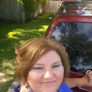 Meet your Posher, Janet